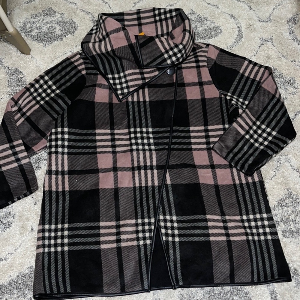 - Ellen Reyes Plus size Cowl Neck Fleece Plaid Sweater Jacket